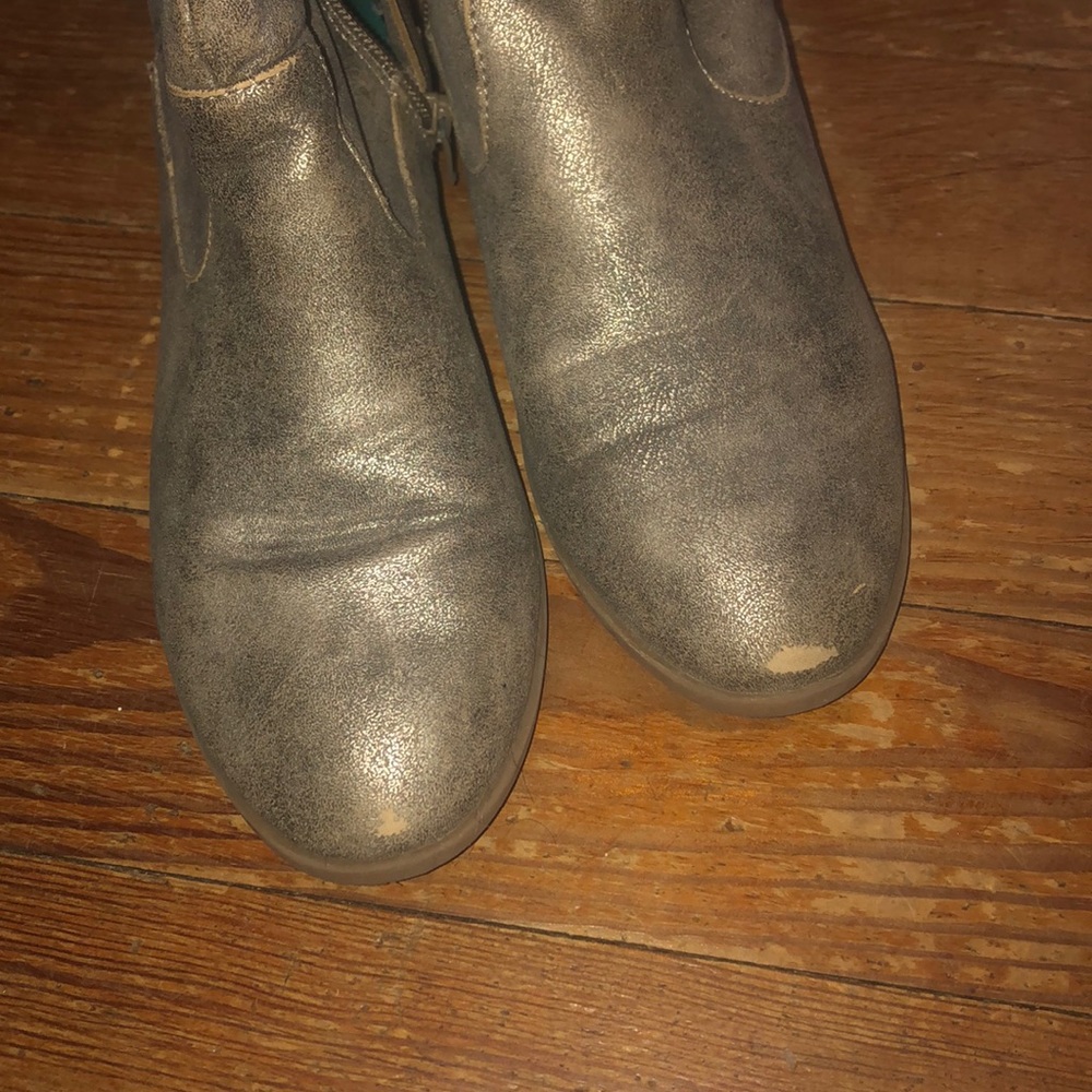 Booties - Picture 3 of 3